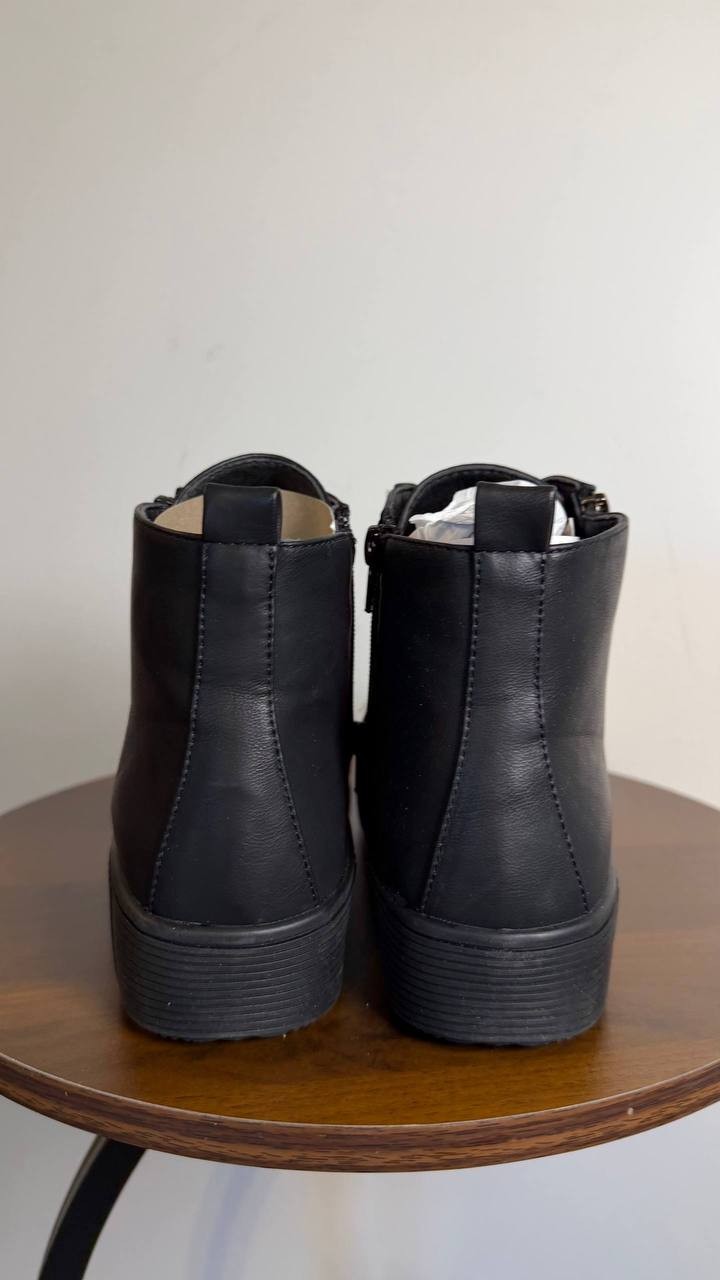 Easy Works Hollyann Boots 7.5W Black Faux Leather Slip‑Resistant NIB msrp$85.95