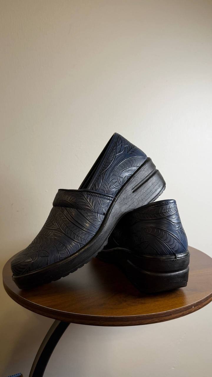 Easy Works Lyndee Clogs 8W Navy Tool Slip‑Resistant Comfort Shoe NIB msrp$55