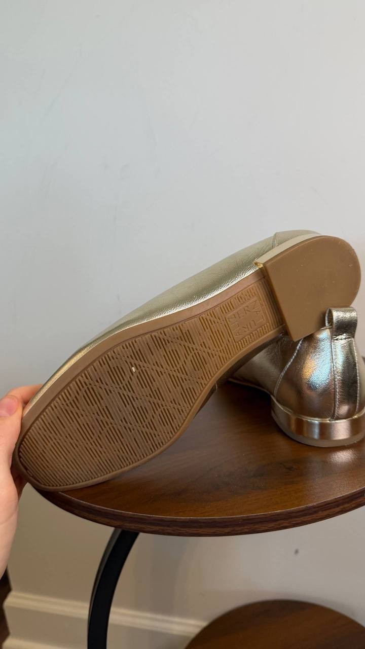 Naturalizer Jordyn Loafer Champagne 7.5W Leather Comfort Slip‑On $125 NWOB