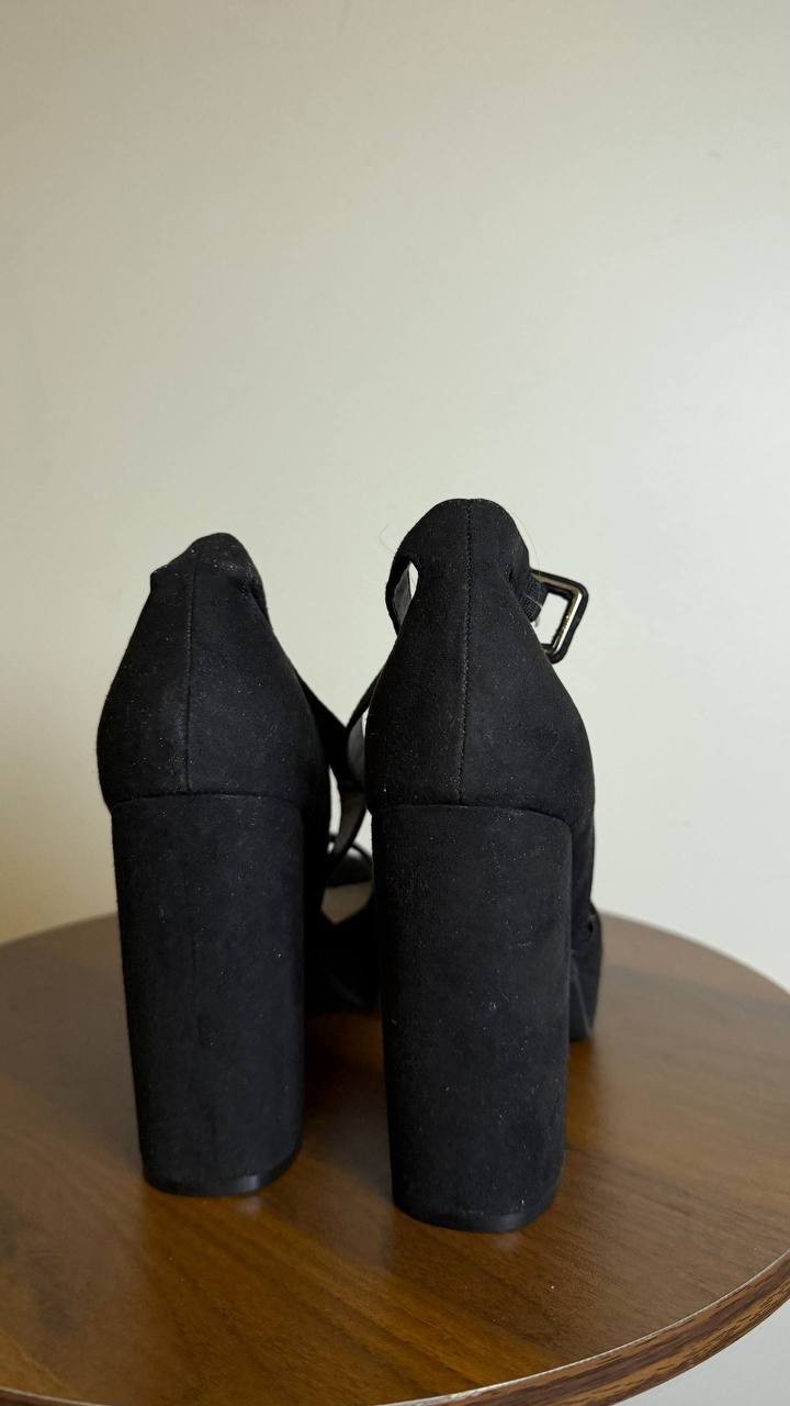 Wild Pair Black Microfiber Dress Sandals Size 5M NIB MSRP $69.90