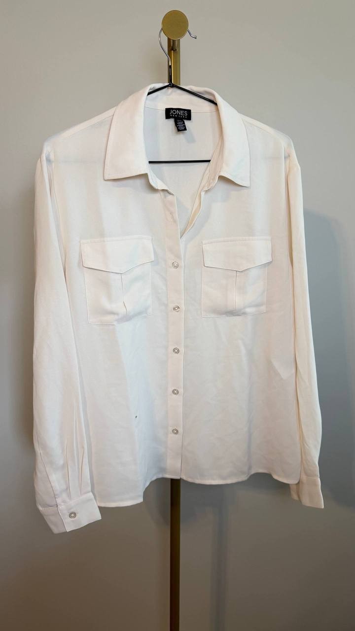 Jones New York Women’s Patch Pocket Utility Shirt WhiteSizeM NWOT damage-a stain