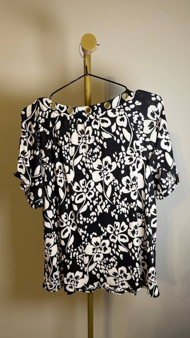 Belldini Women’s Grommet Detail Floral Knit Top Black Combo M NWT $49