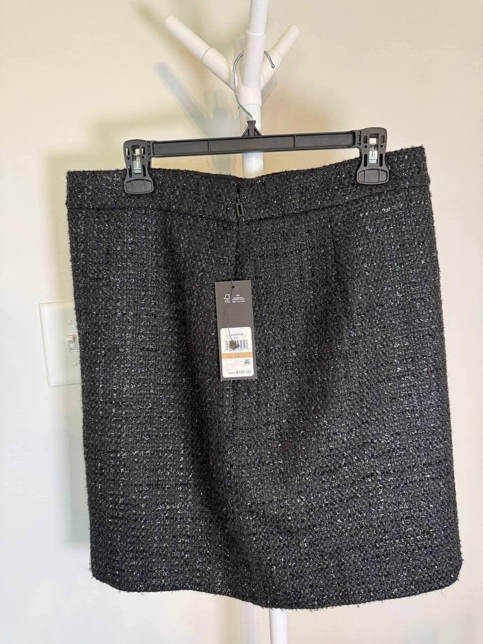 Karl Lagerfeld Black Tweed Mini Skirt – Size 12 – NWT – $109