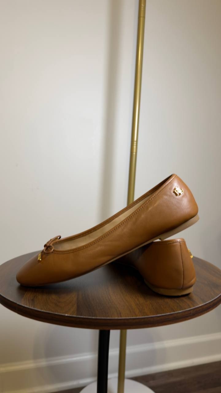 Lauren  Ralph  Lauren  Ballet  Flats  Deep  Saddle  Tan  8  B   $125