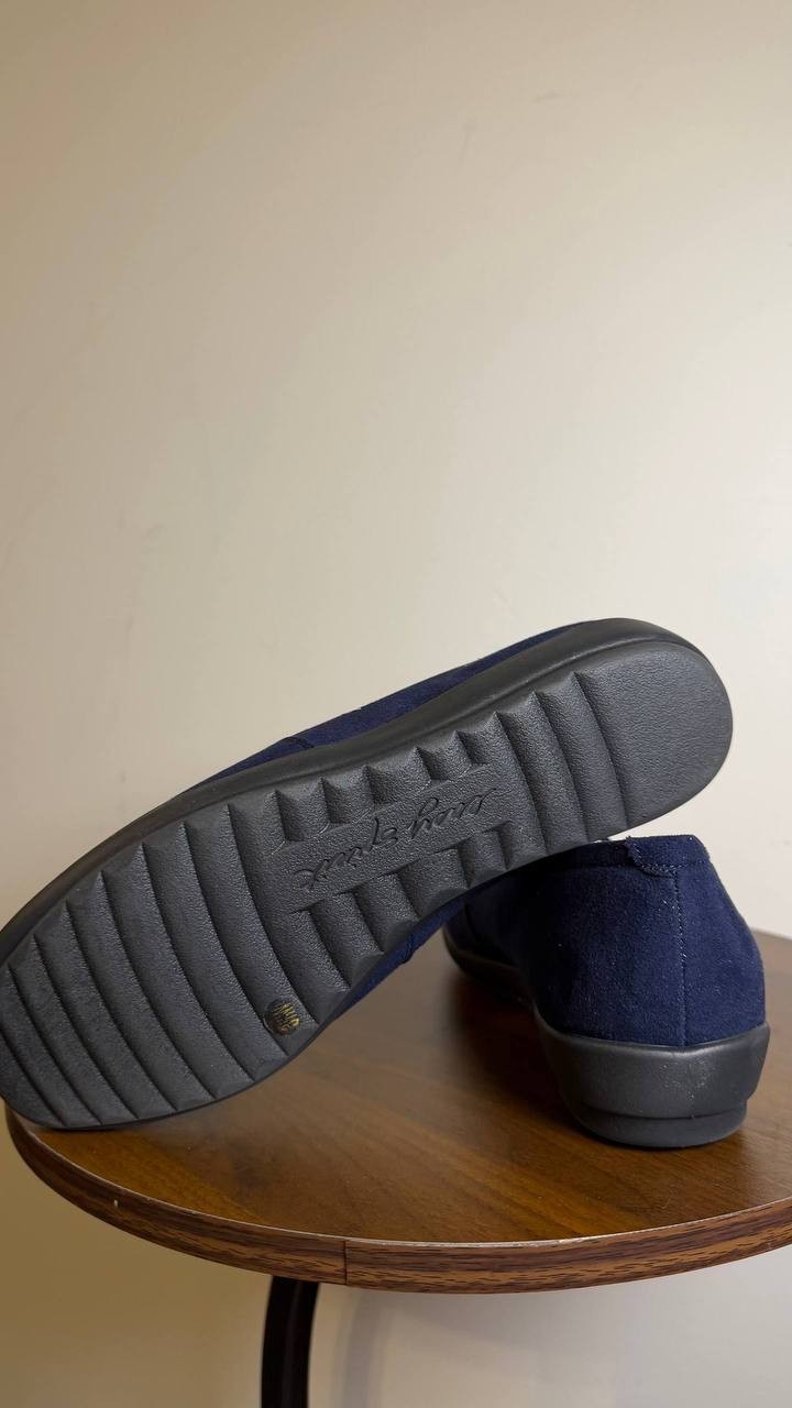 Easy Spirit Slip Ons Dark Blue Textile Size 8.5W New in Box MSRP $69