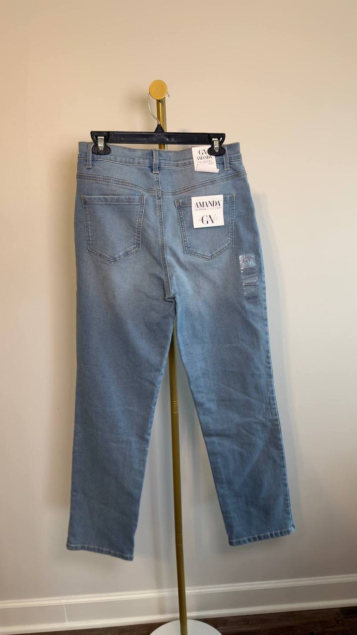 Gloria Vanderbilt Amanda Classic Straight Jeans Blue 4 NWT $52