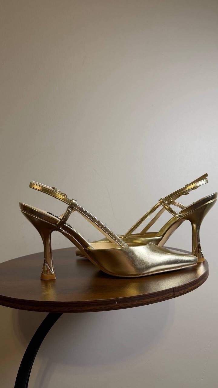 Nine West Vassa Slingback Pumps 7.5M Gold Heels New