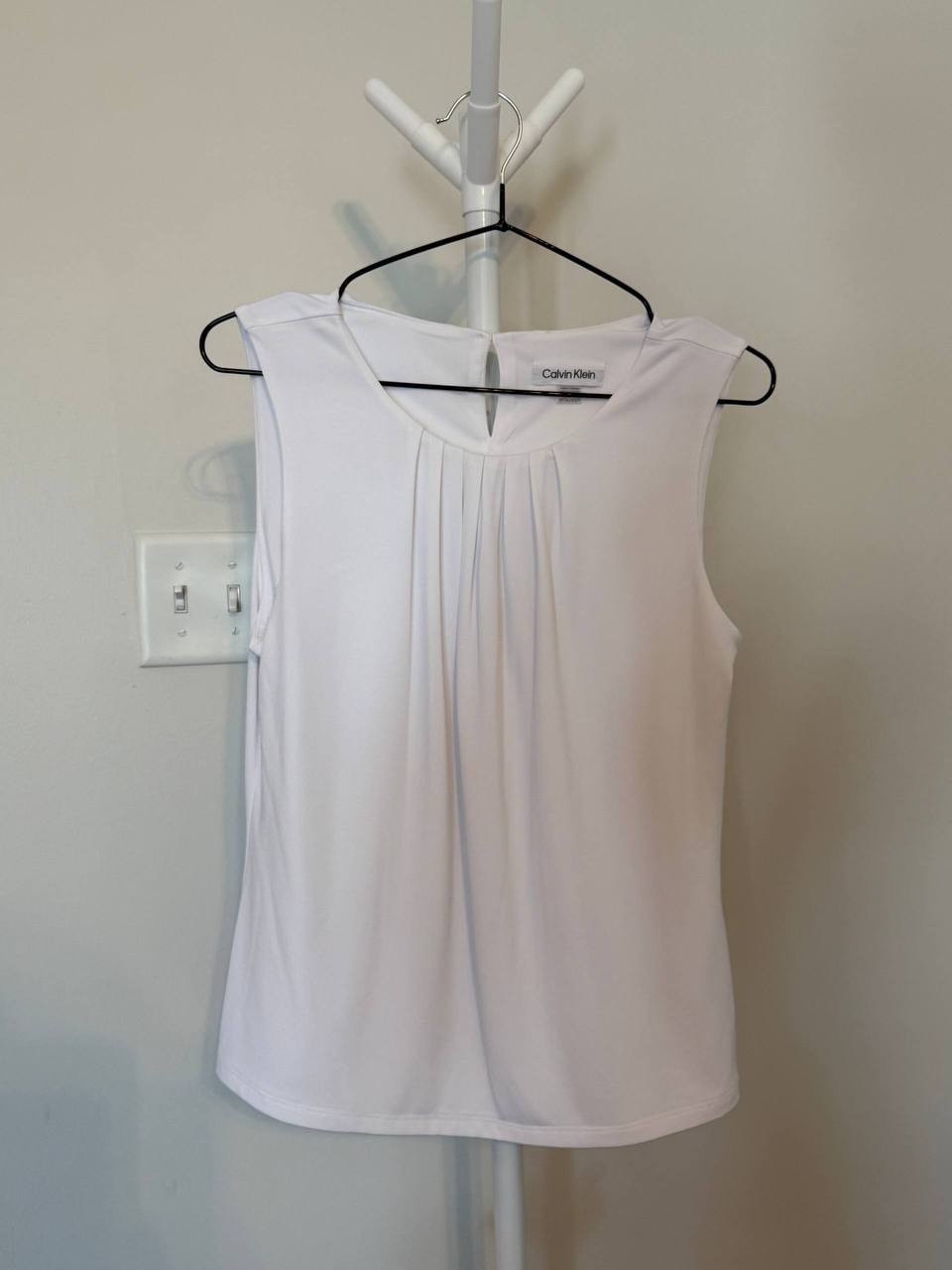 Calvin Klein Pleated Crew‑Neck Knit Tank Top – Size 12P – Pre‑Owned – $39