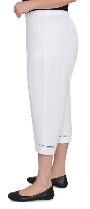 Alfred Dunner Rise & Shine Dot Lace‑Trim Capri Pants – White – 18W – NWT – $53