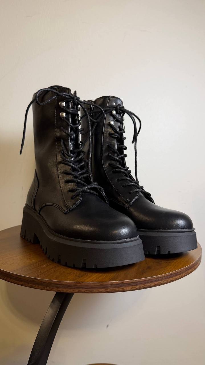Madden Girl Women’s Maisey Combat Boots Black 6.5 Man‑Made MSRP $89.99 NWB