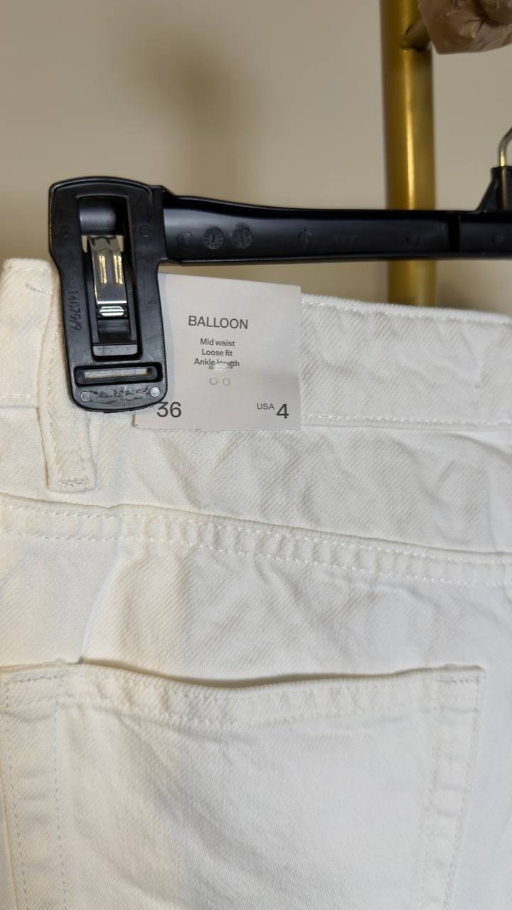 Mango Mid‑Rise Balloon Jeans White 4 NWT $70