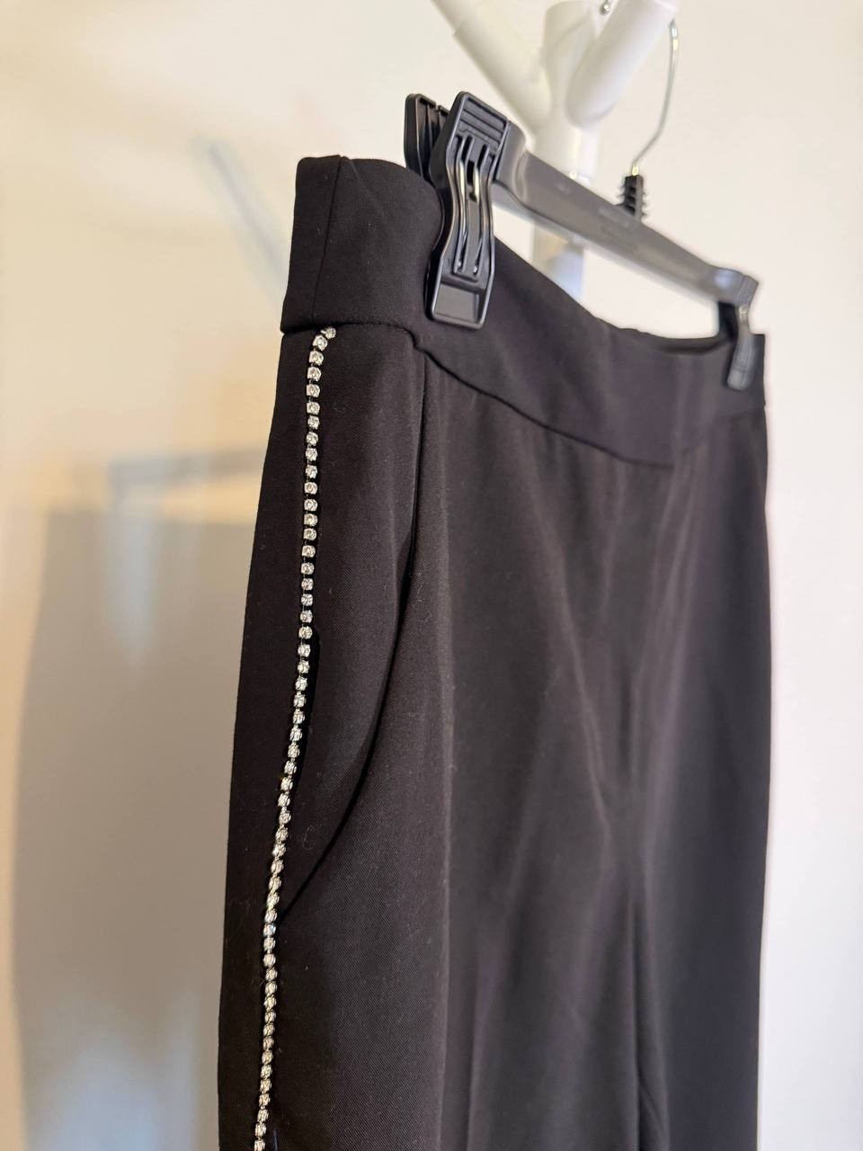 Karl Lagerfeld Paris Rhinestone‑Trim Suiting Pants – Black – Size 4 – NWT – $129