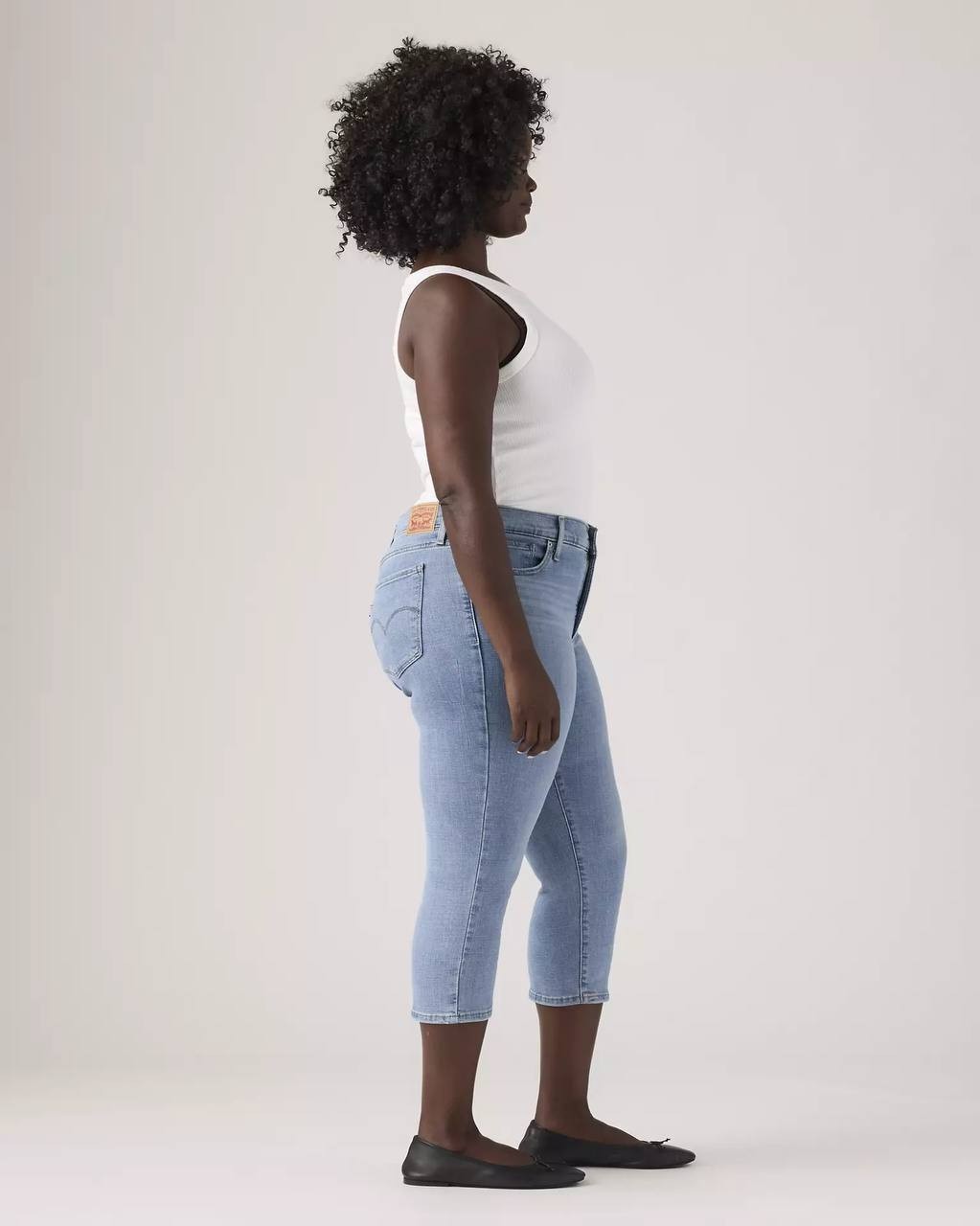 Levi’s Women’s 311 Shaping Skinny Capri Jeans Blue Light Wash Size 16W NWT $59.5
