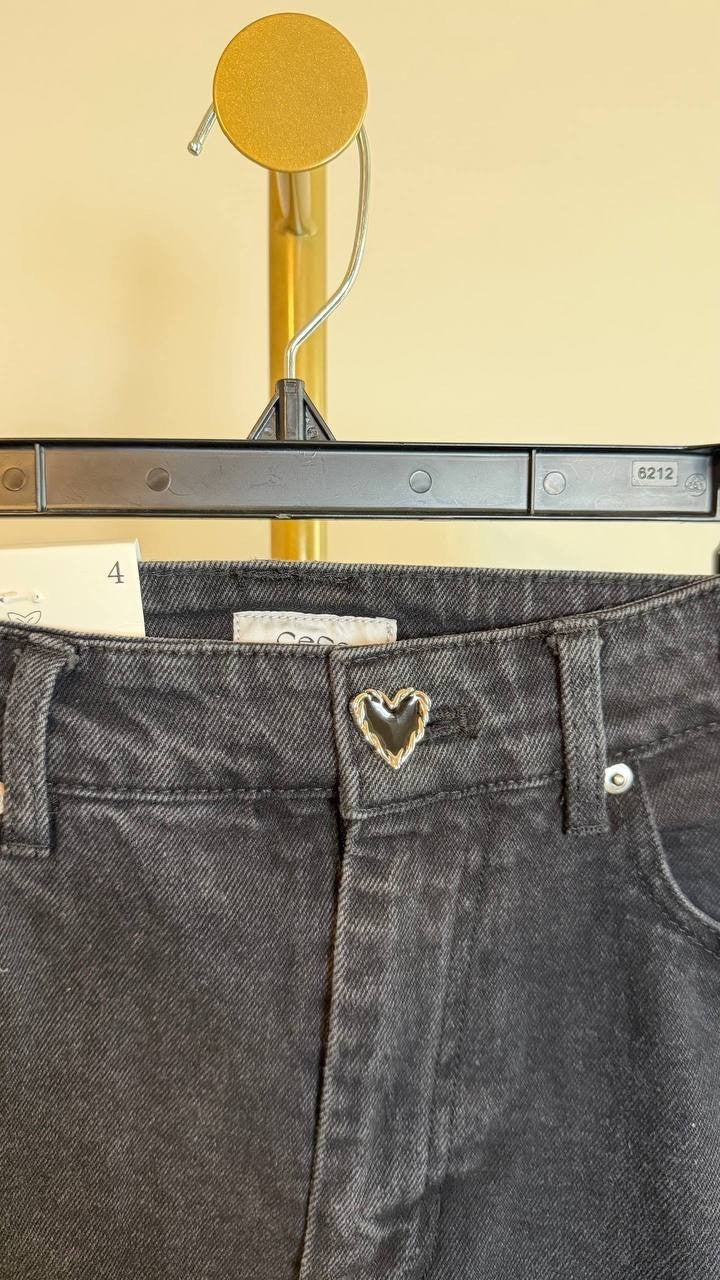 CeCe Classic High Waist Wide Leg Jeans Rich Black Stretch Denim Size 4 NWT $129