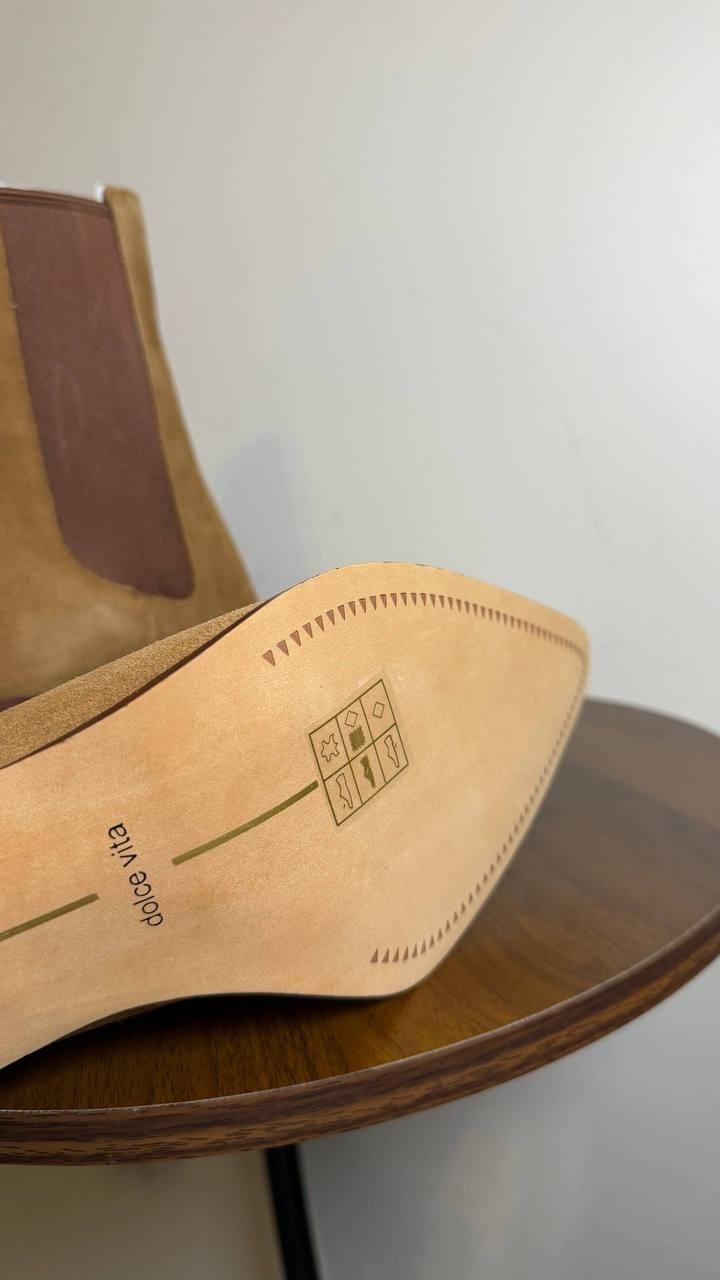 Dolce Vita Brown Suede Booties 9M New in Box MSRP $150