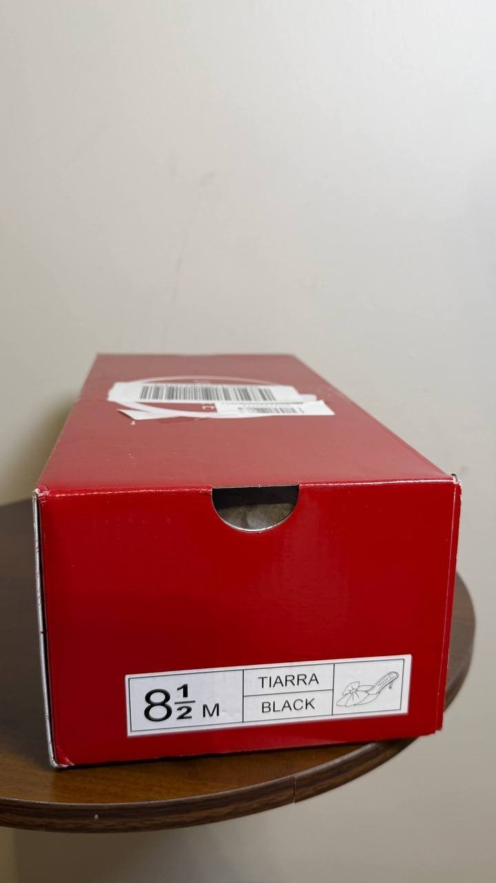 Journee Black Satin Tiarra Bow Heels 8.5M New in Box $93