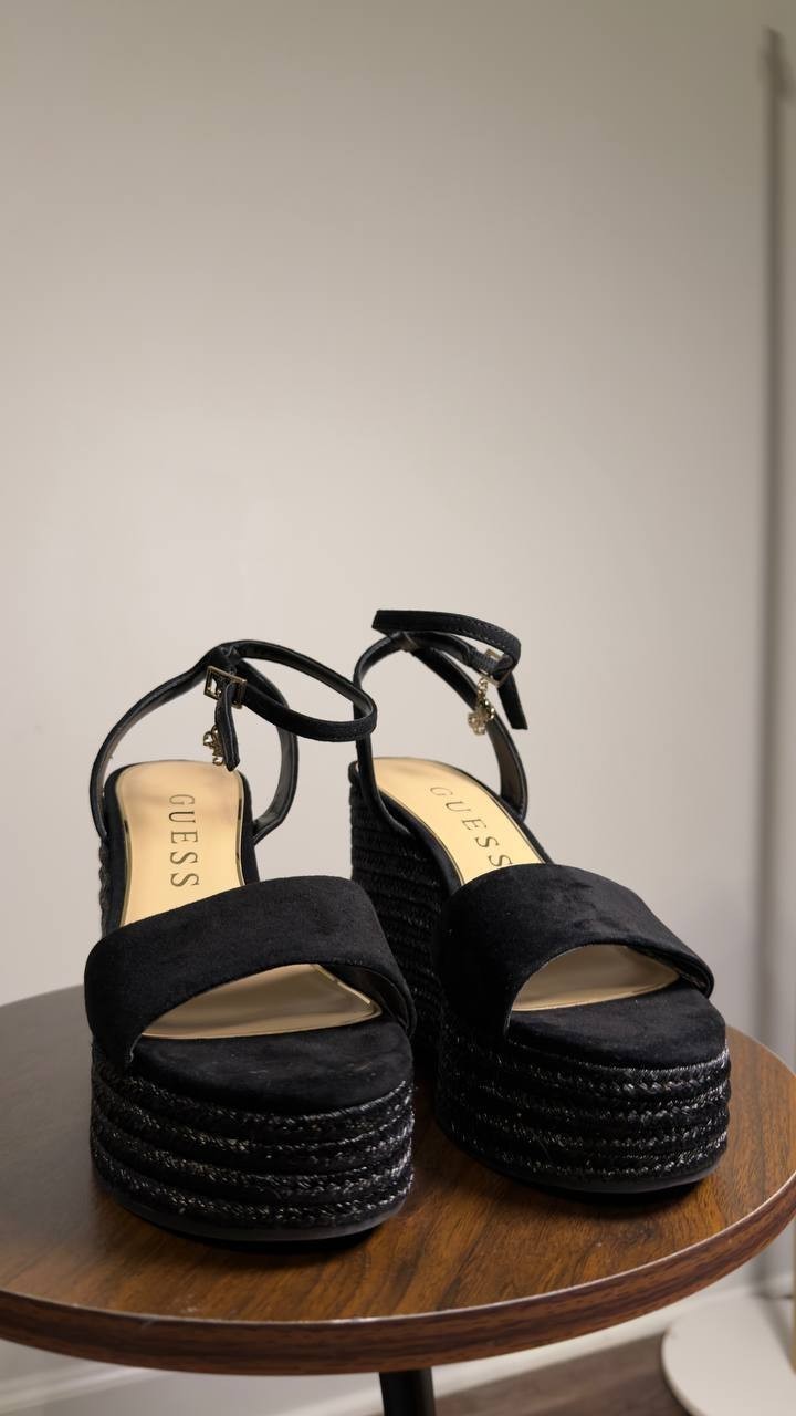 Guess  Everly  Charm  Wedge  Sandals  Black  7M  New  $149