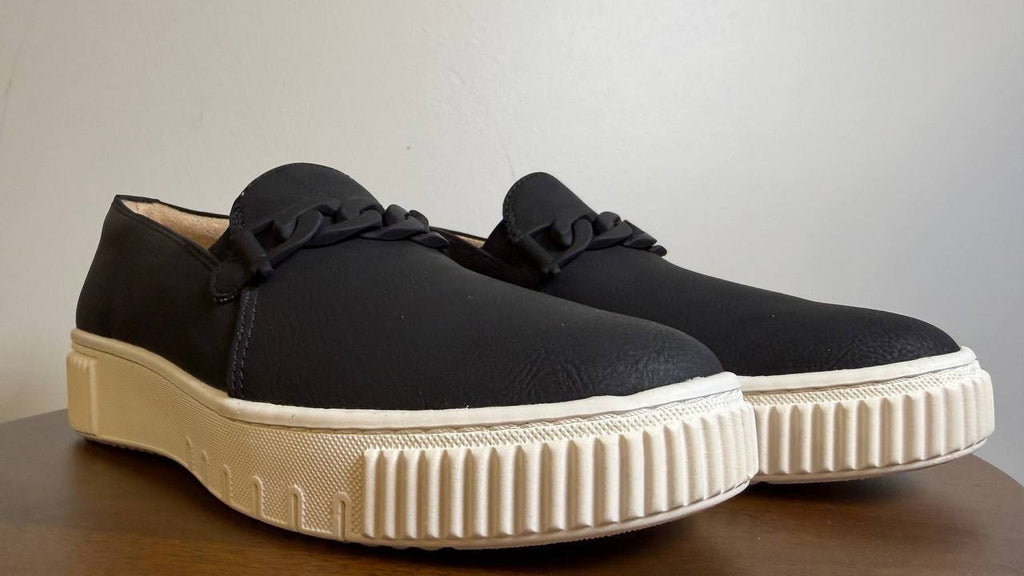 Naturalizer Trish Sneakers 6.5M Black Faux Leather Slip‑On Comfort NIB msrp$110