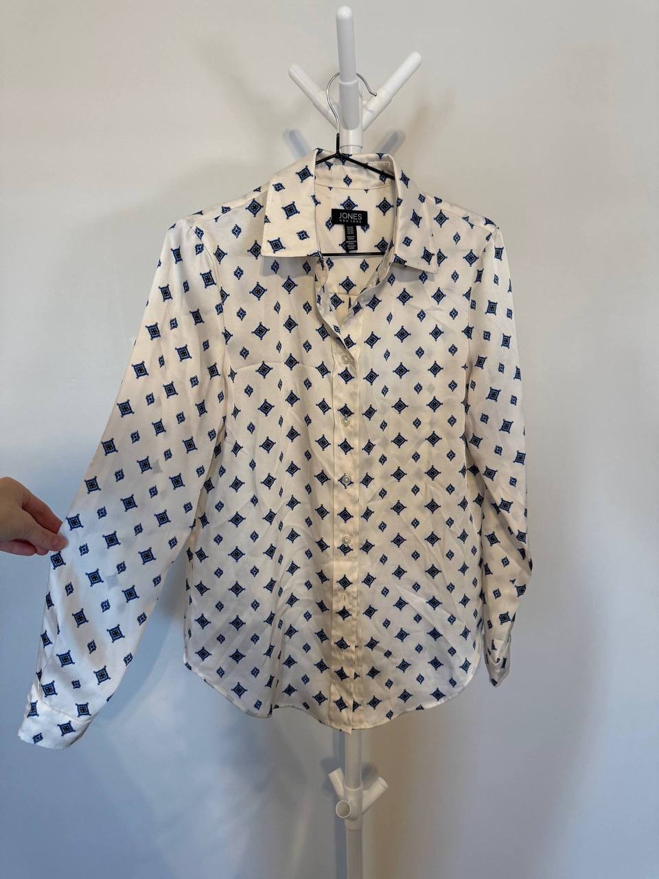 ones Satin Twill Button‑Down Blouse – Size XS – New – Has Been Washed – $79.50