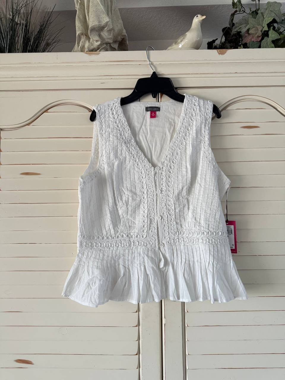 Vince Camuto V-Neck Tank Peplum With Pleats Size M White NWT $99
