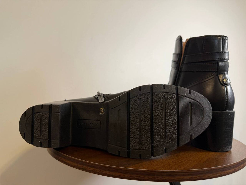 Easy Spirit “Carter” Leather Booties – Size 6.5M – Black – NIB-$143