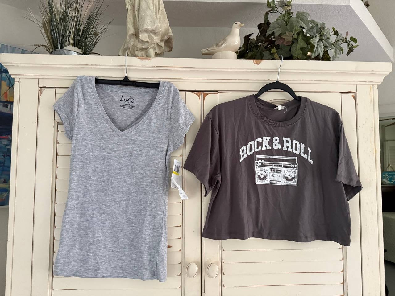 Women's T-Shirt Lot of 2 - Size M, Gray V-Neck Tee + Rock &amp; Roll Crop Top