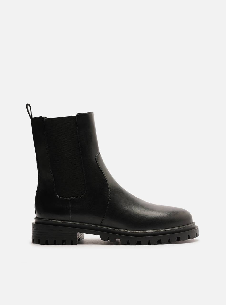 Arezzo Black Leather Boots 9B NIB MSRP $139