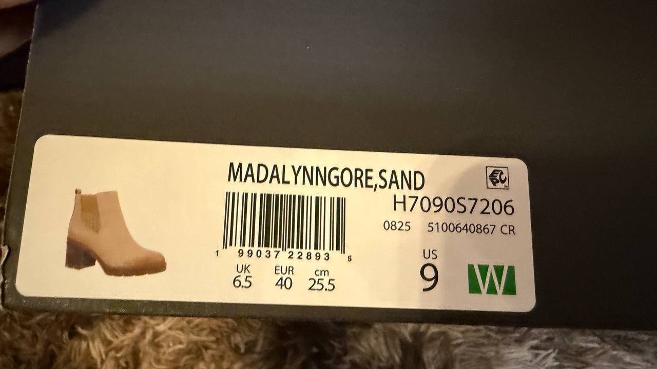 Naturalizer Madalynn Bootie 9W Sand Brown Waterproof Almond Toe Zip NIB msrp$185