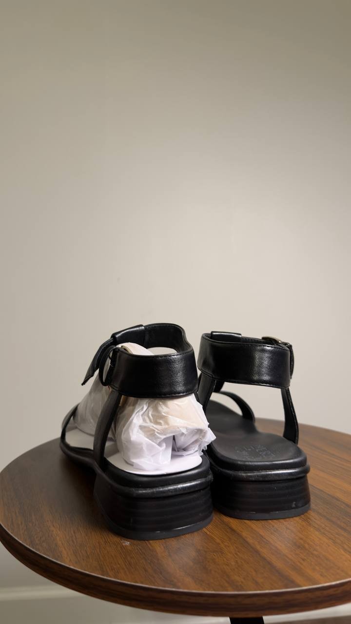 Naturalizer  Footbed  Sandals  Black  8.5M  New  $110