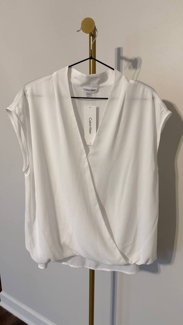 Calvin Klein White Faux‑Wrap Blouse XL NWT Cap‑Sleeve Modern Top msrp$59