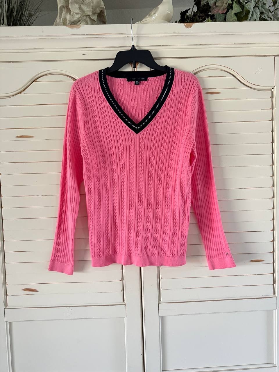 Tommy Hilfiger Pink Cable Knit V-Neck Sweater – Size L