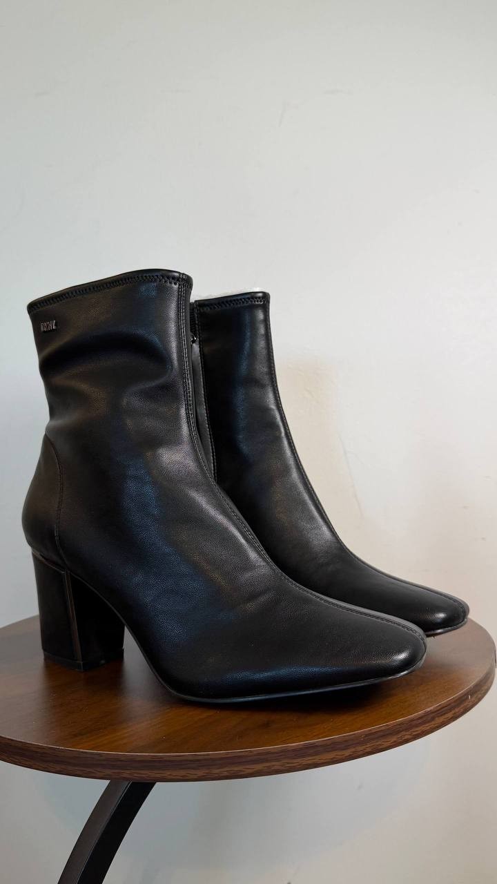 DKNY Cavale Stretch Booties Black 8M Fabric Block Heel $99 NWB