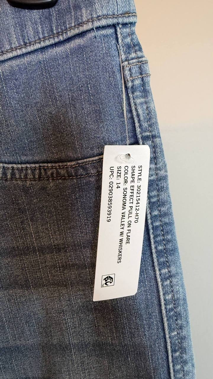 Gloria Vanderbilt Women’s Shape Effect Pull On Flare Jeans Blue Size 14 NWT $48