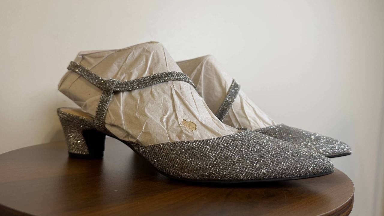 LifeStride Women’s Pumps 8.5M Pewter Fabric – New in Box – MSRP $79.99
