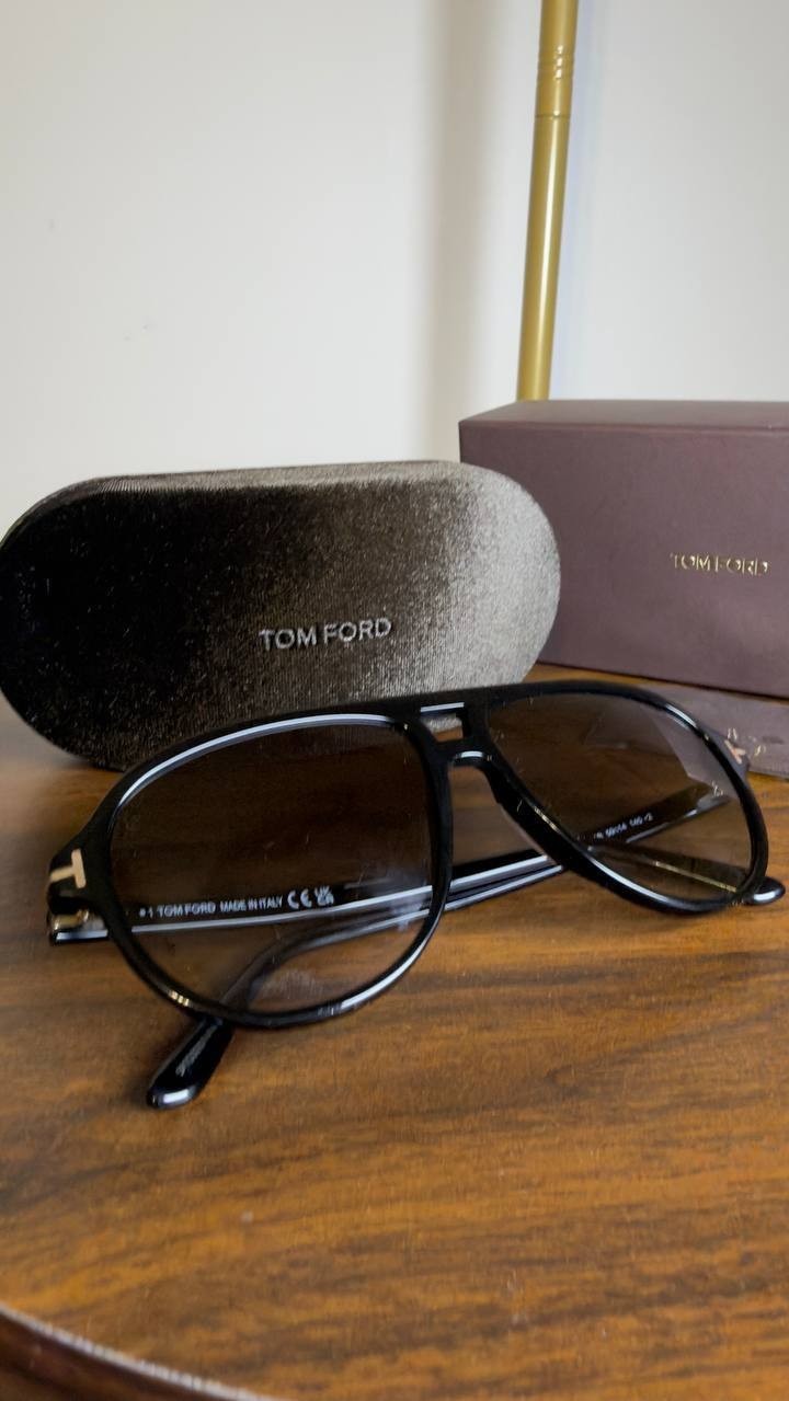 Tom  Ford   Sunglasses  Shiny  Black/Smoke  Gradient  OS  NWT  $325 