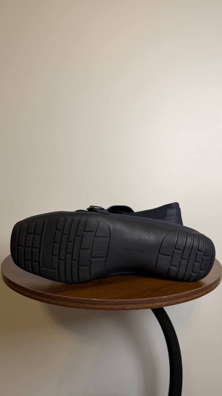 Easy Street Cinnamon Slip‑Ons 9 Navy Faux Leather Square Toe Comfort NIB msrp$60