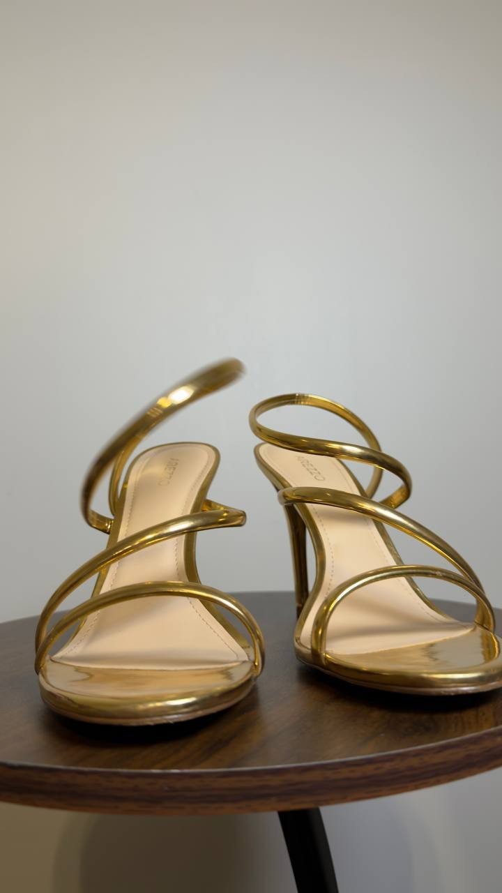 Arezzo High Stiletto Sandals Gold 11 B Pre-Owned $119.00