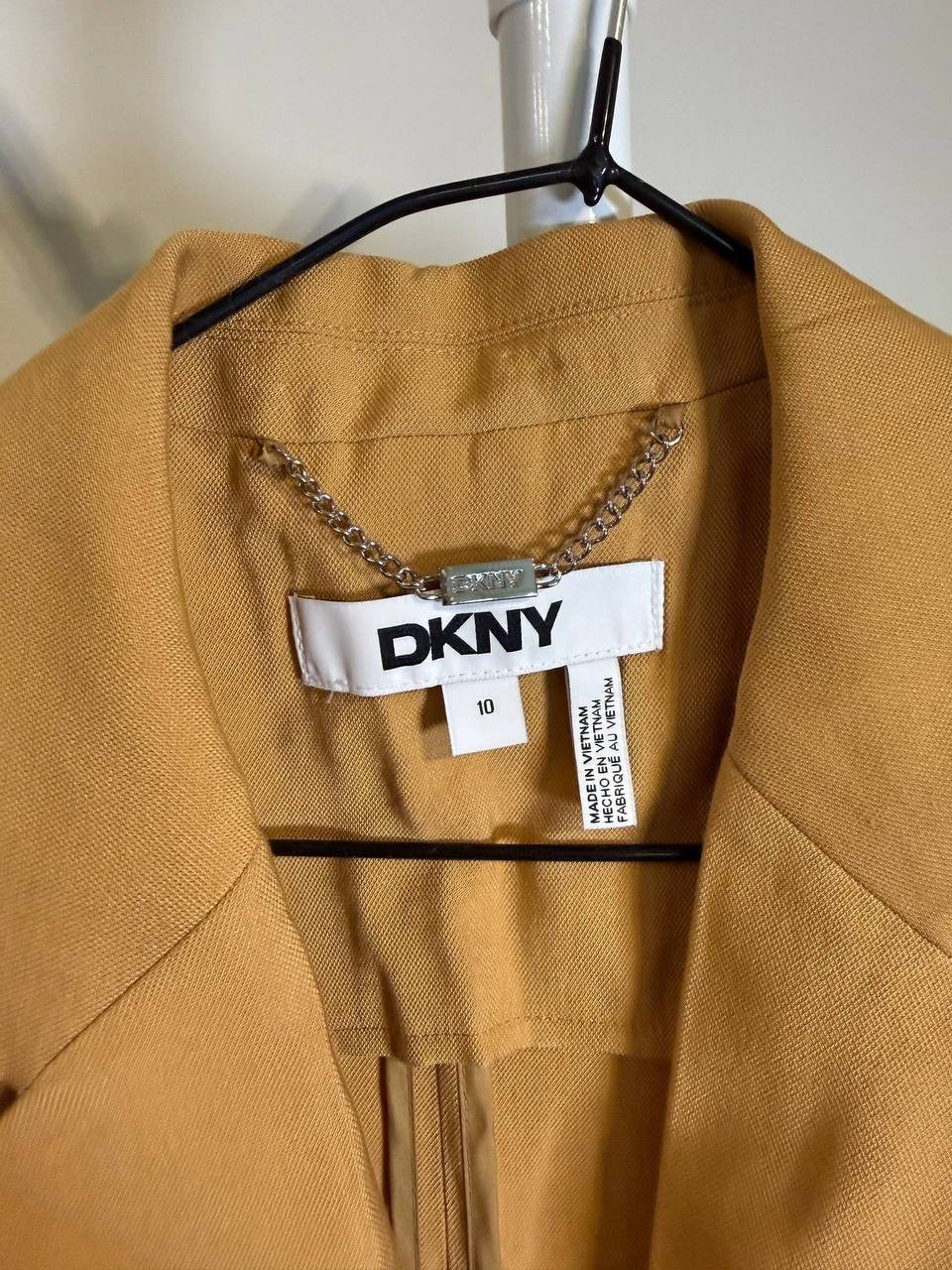 DKNY Notched‑Collar One‑Button Blazer – 10 – NWT – $159