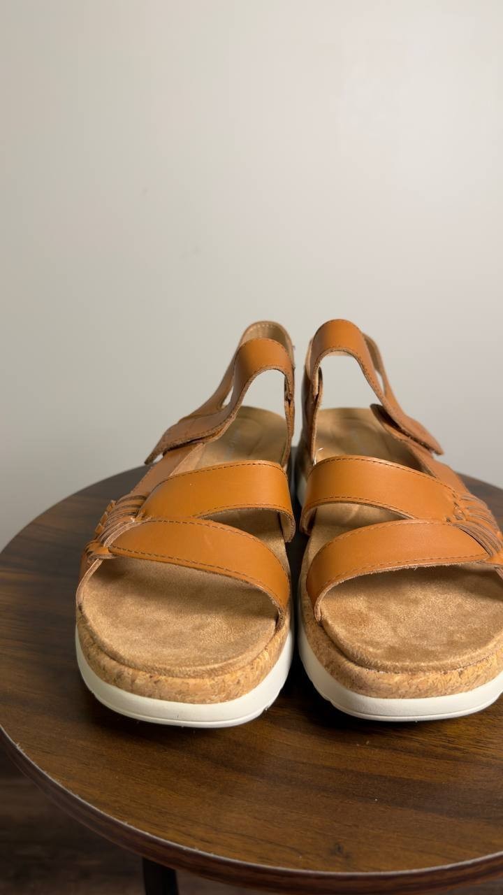 Easy  Spirit  Platform  Sandals  Cognac  9W  New  $85