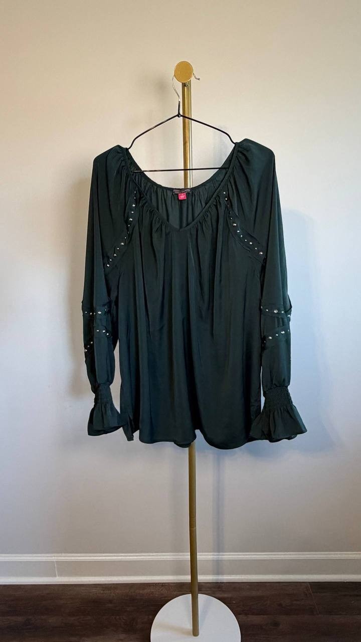 Vince Camuto Embellished V‑Neck Top Forest Night 1X NWT $89