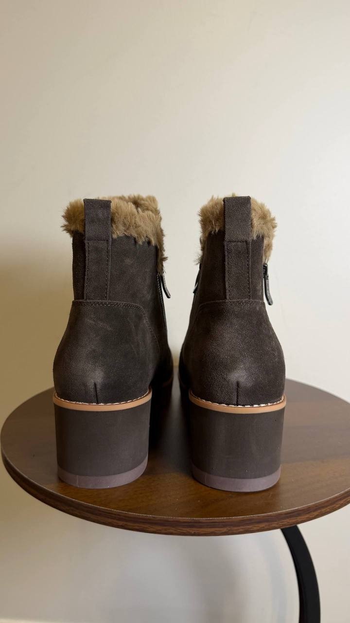 Easy Spirit Jane Booties 10W Brown Suede Cozy Side‑Zip Wedge NIB msrp$159