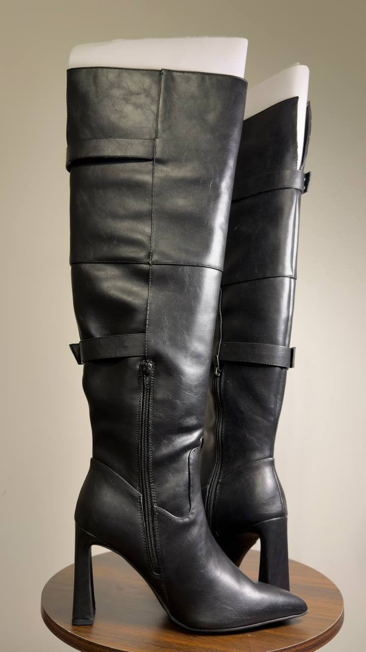 Wild  Pair  Over‑The‑Knee  Buckle  Boots  Black  Man‑Made  7M  New  $119.90