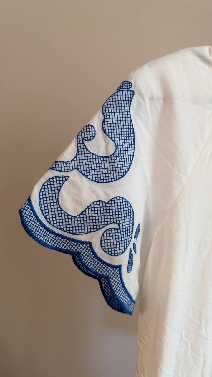 Tahari Women’s Printed Short‑Sleeve Top White Star Polaris Blue M $68 NWT