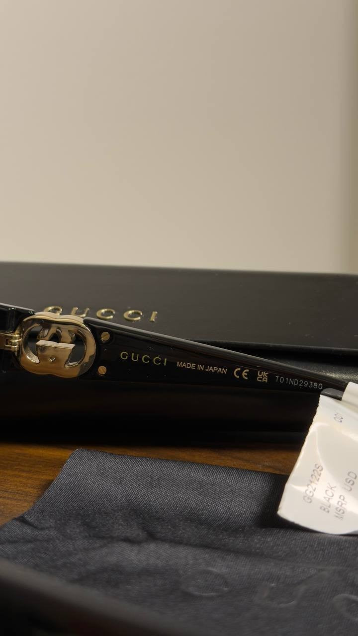 Gucci  GG2122S 001  Black  Sunglasses  NWT  $460
