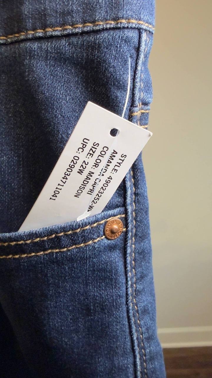 Gloria Vanderbilt Amanda Capri Jeans Plus Size Madison 22W NWT $54