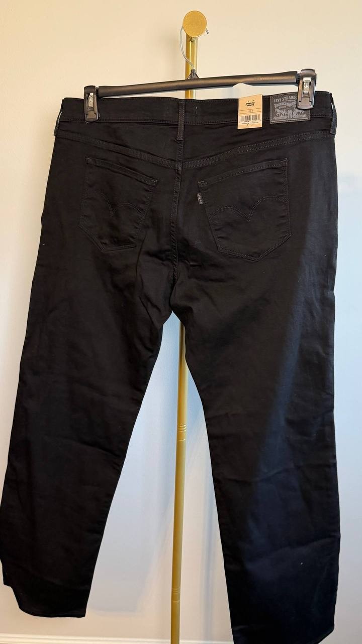 Levi’s 314 Shaping Straight Jeans Soft Black 18W M NWT $74.95