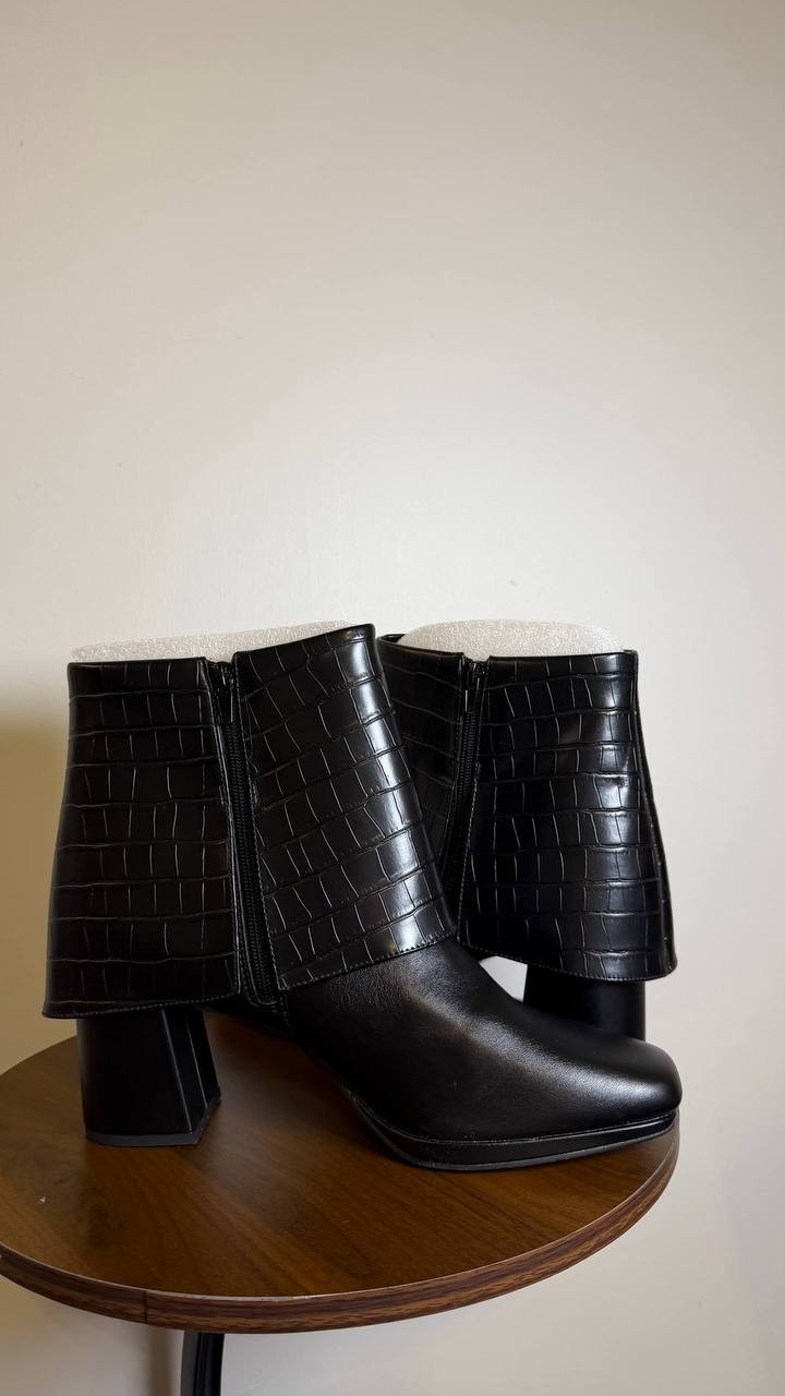 Easy Street Black Man‑Made Ankle Boots 12M NIB MSRP $100