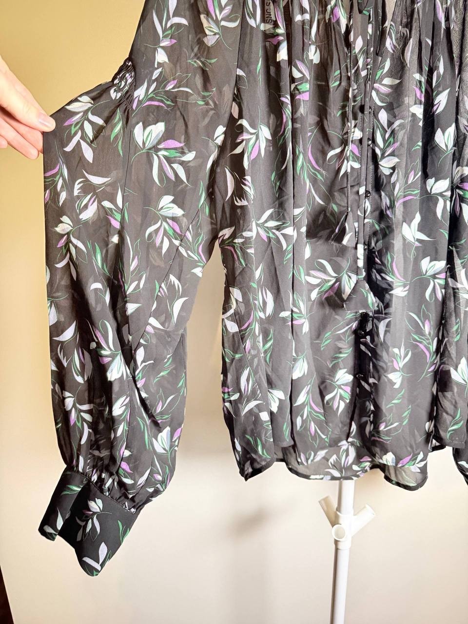 Garcia Black Floral Button Blouse – Size 1XL – NWT