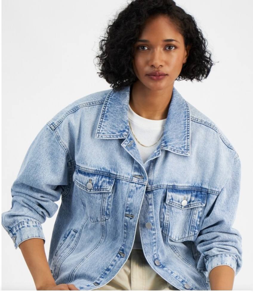 Tinseltown Juniors Oversized Denim Trucker Jacket, Light Wash, Size L, NWT