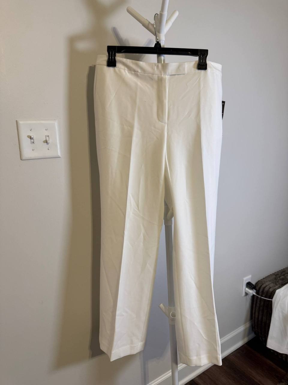 Le Suit Petite Jacket & Pant Suit– Ivory– Size 12P – NWT – $225